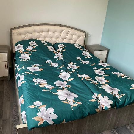 Lovely 2-Bedroom Apartment Near Ayb School ديليجان المظهر الخارجي الصورة