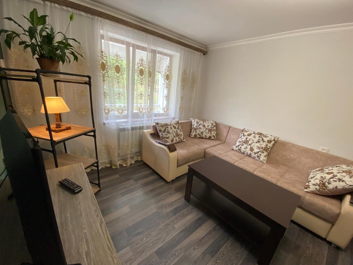Lovely 2-Bedroom Apartment Near Ayb School ديليجان المظهر الخارجي الصورة