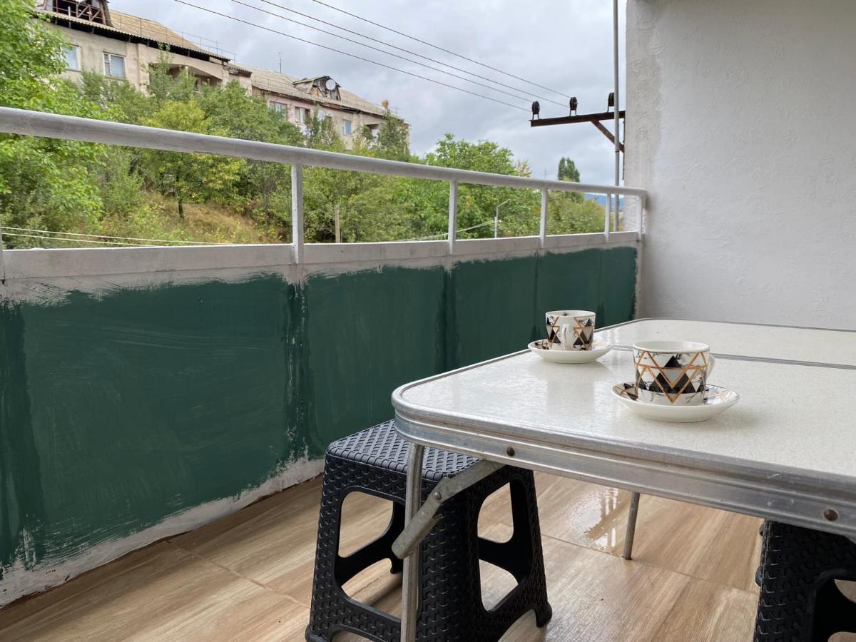 Lovely 2-Bedroom Apartment Near Ayb School ديليجان المظهر الخارجي الصورة